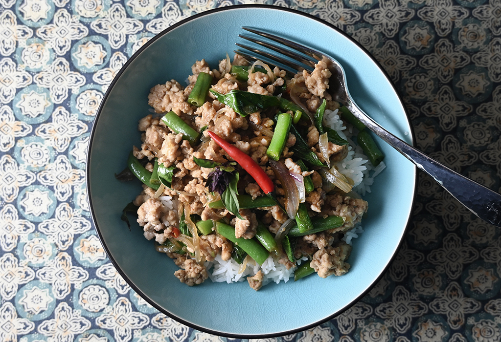 Stir-fried minced chicken with holy basil (pad grapao gai)