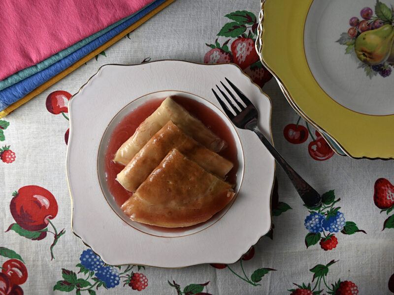 Crêpes with Berry Sauce