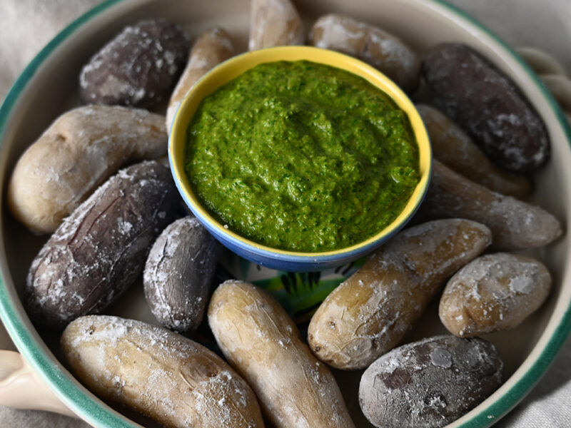 Papas Arrugadas con Mojo Verde